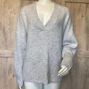 Metallic Slouchy V-Neck Tunic Sweater, almost New only laundered